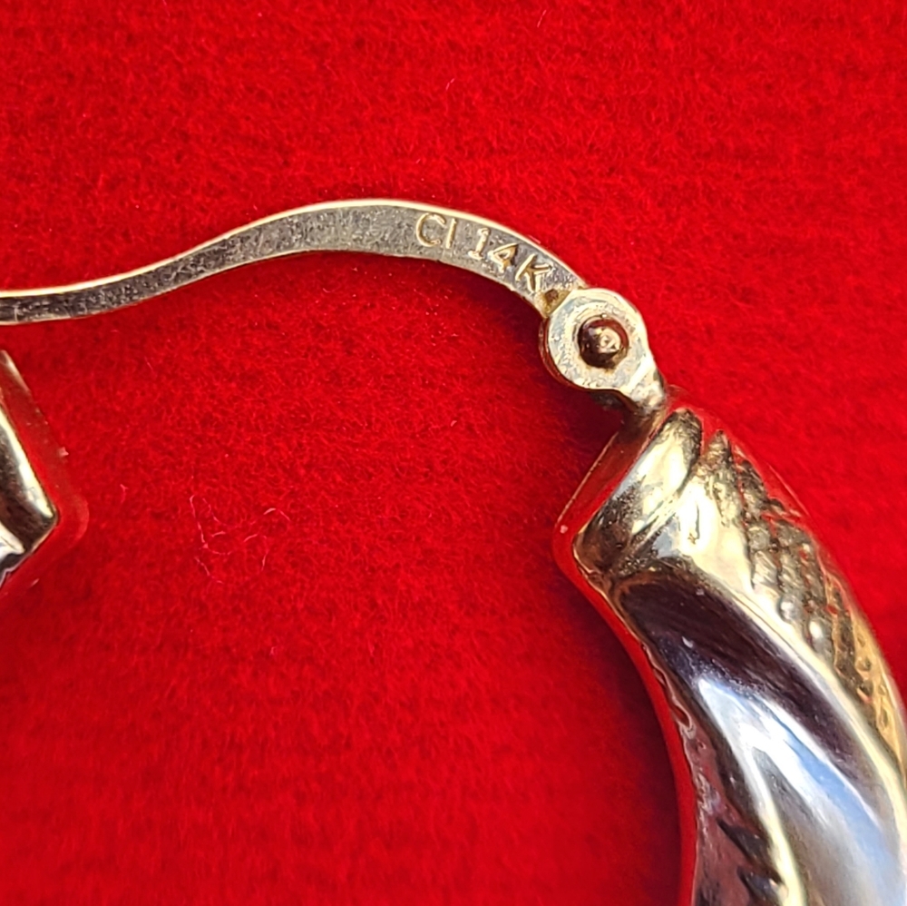 14kt gold two-tone hoopr earrings - Picture 3 of 4